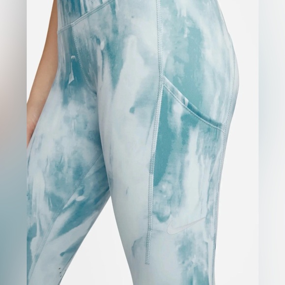 Nike Women's Dri-Fit Epic Luxe Mid-Rise Pocket Running Leggings - Picture 2 of 15